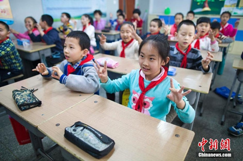 12年基础教育该压缩？专家：调整课程架构更关键