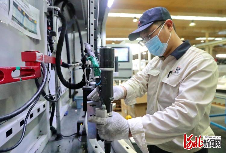 河北秦皇岛：打造装备制造产业集群助推经济发展