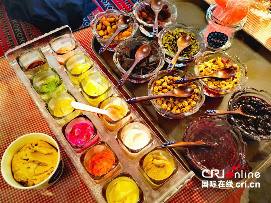 “魅力新疆——海峡两岸记者联合采访活动”实录二：“塞上江南”伊犁美_fororder___172.100.100.3_temp_2_1_2_1_1_edd62179-014c-46ea-97a0-a3e0402ed031