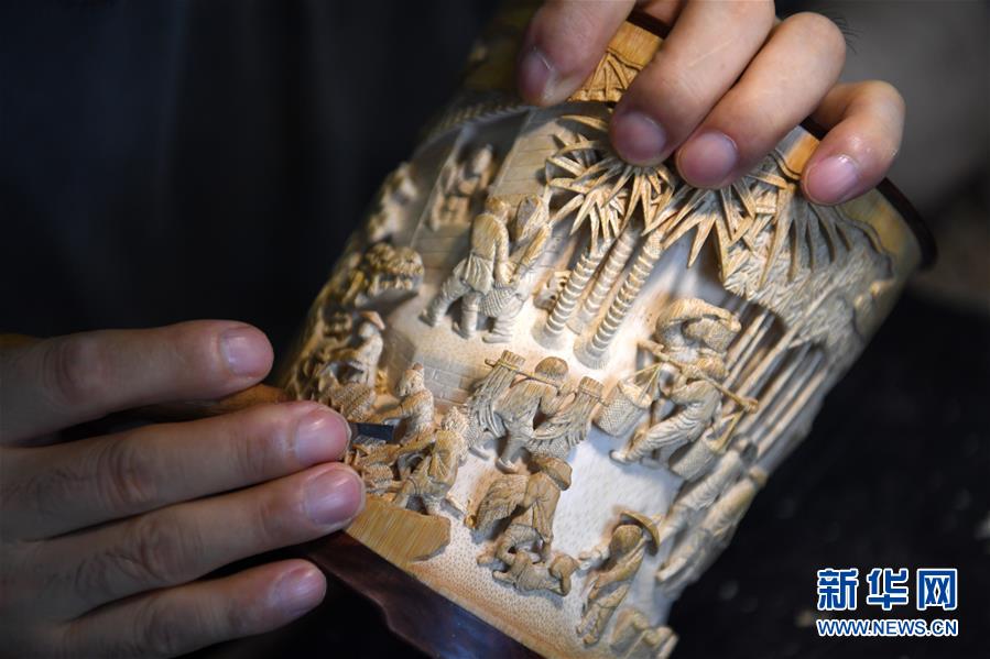 竹雕“守艺人”