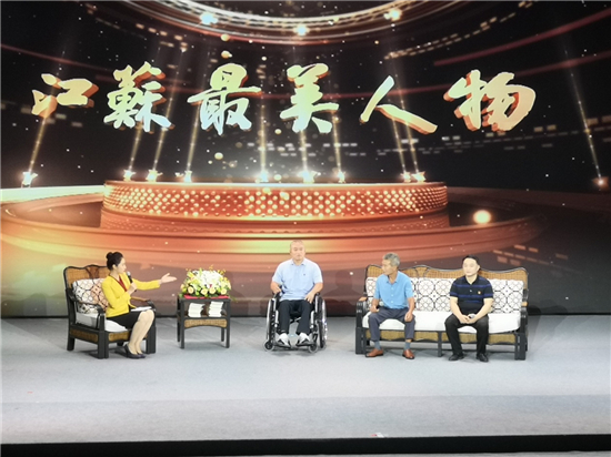 “江蘇最美基層共産黨員”:輪椅上的信訪幹部白國龍_fororder_1