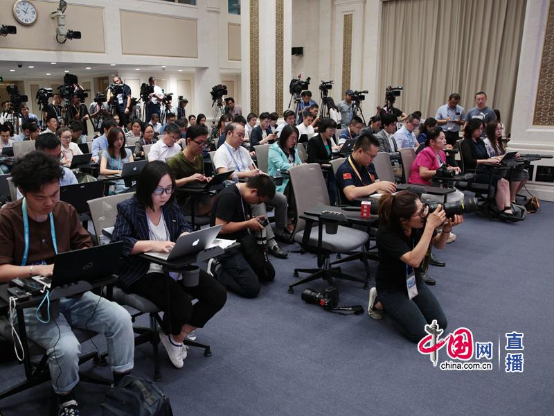 國新辦新聞發佈會現場記者