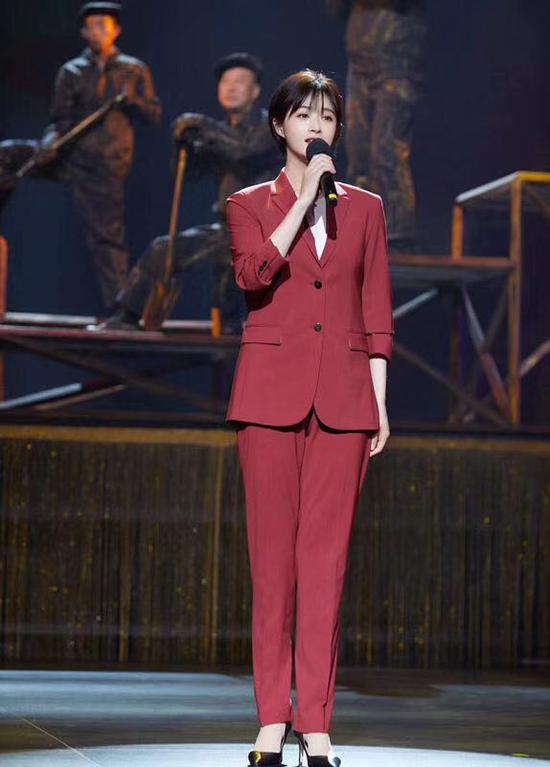 《奔腾年代》剧组亮相优秀电视剧百日展播活动