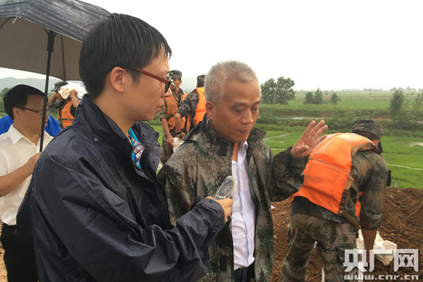 新一轮强降雨袭来 长江鄱阳湖沿线防汛再次承压