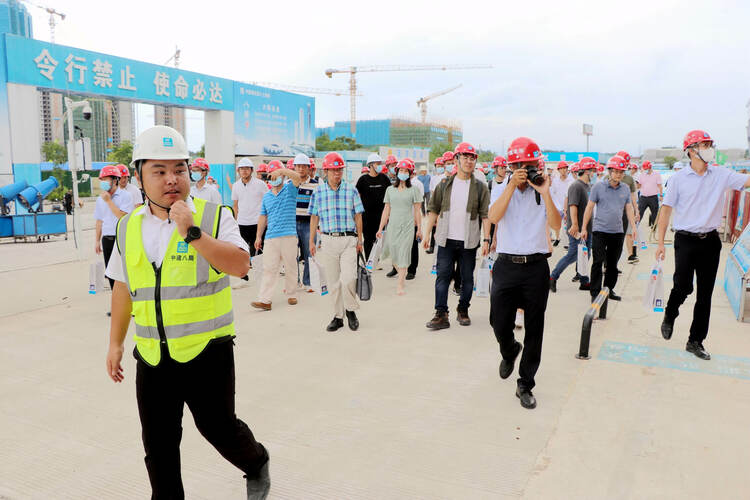 广西建筑业联合会现场观摩会在中建八局桂林国际会展中心项目举行