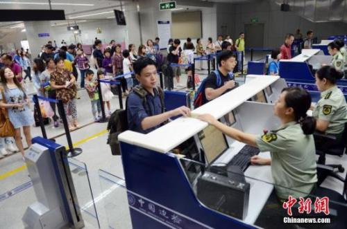 中国民航局：台湾当局任性做法损害两岸民众利益