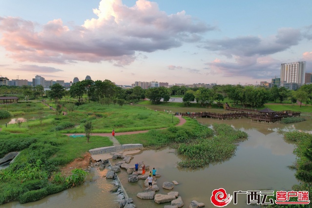 广西：水清岸绿河畅景美