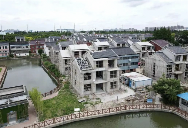 【房産】上海星明村農房正“組團式翻建”