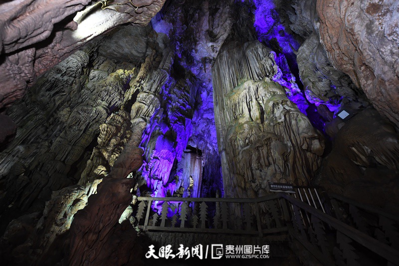 织金洞：极具科普价值的世界地质公园