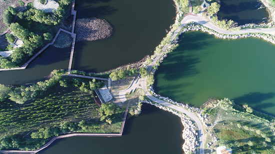 河北全力打造“首都两区”建设典范区——“一泓碧水”滋养京冀百姓 “生态明珠”助力协同发展