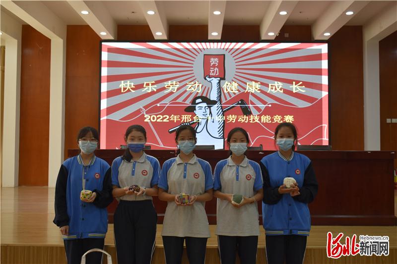 河北邢臺:縫沙包體驗手工樂趣