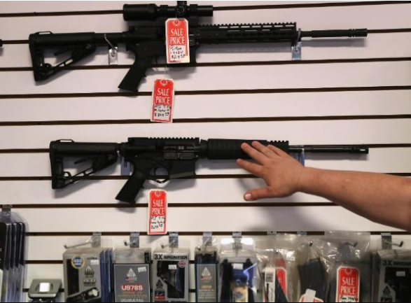 美媒刊文批美政府控枪失职：放纵战争武器流入民间 民众处处担心被枪杀