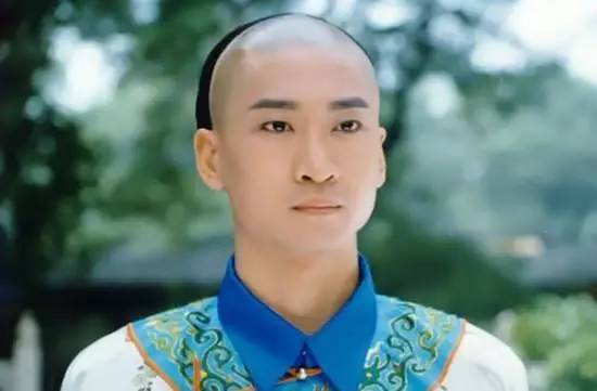 《还珠格格》明星命运天差地别:陈志朋过气蒙丹成表情包