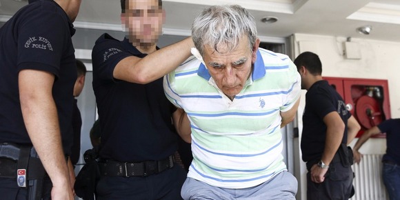 土耳其逮捕约6000名政变分子 前空军司令被捕