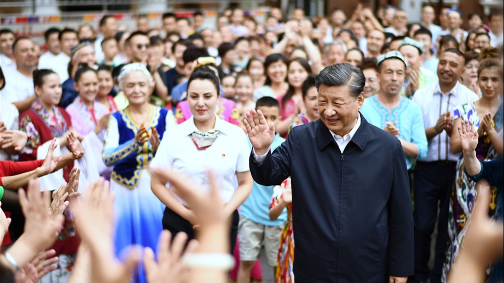 习近平情系天山 祖国的新疆更美好|新疆,总书记牵挂的地方|兵团精神