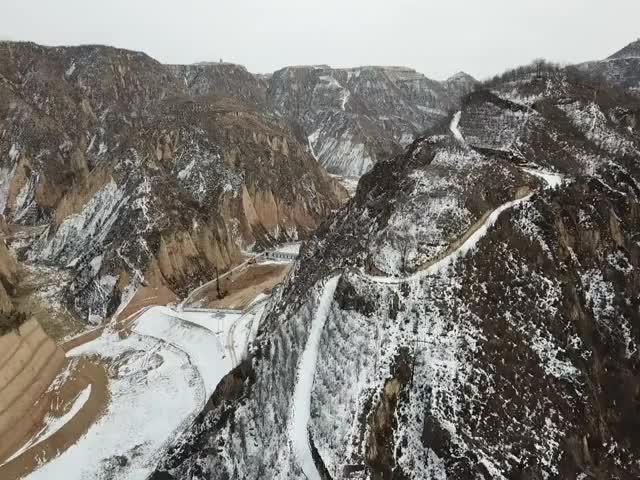 梁家河高中图片