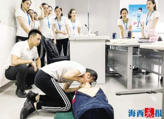 【要闻】【移动版 新闻列表】【滚动新闻】【地市 厦门】厦航首批台籍空姐今起服务春运 带您走近她们的生活