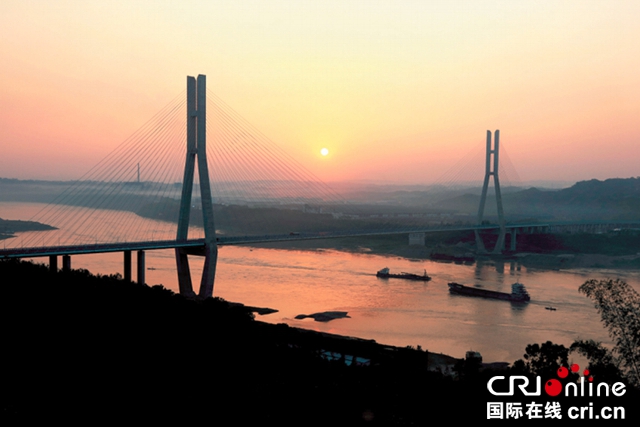 汽车频道【供稿】【资讯】全球化战略再启新篇章 长城汽车重庆智慧工厂竣工投产 长城炮皮卡量产下线