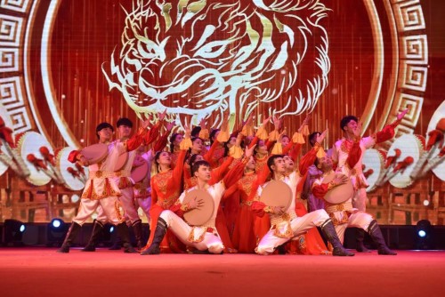 到人民中去 北京市文联文化交流活动走进新疆和田