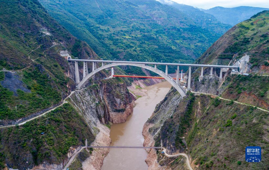 云南大瑞铁路大保段即将开通运营