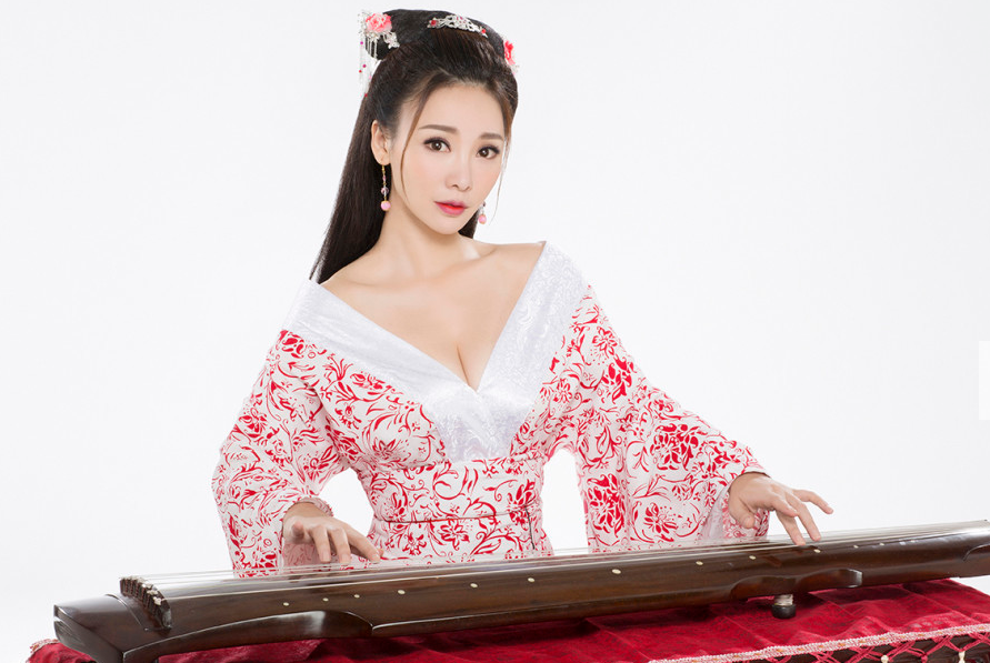 柳岩古装造型曝光 扮演火辣妖娆美女