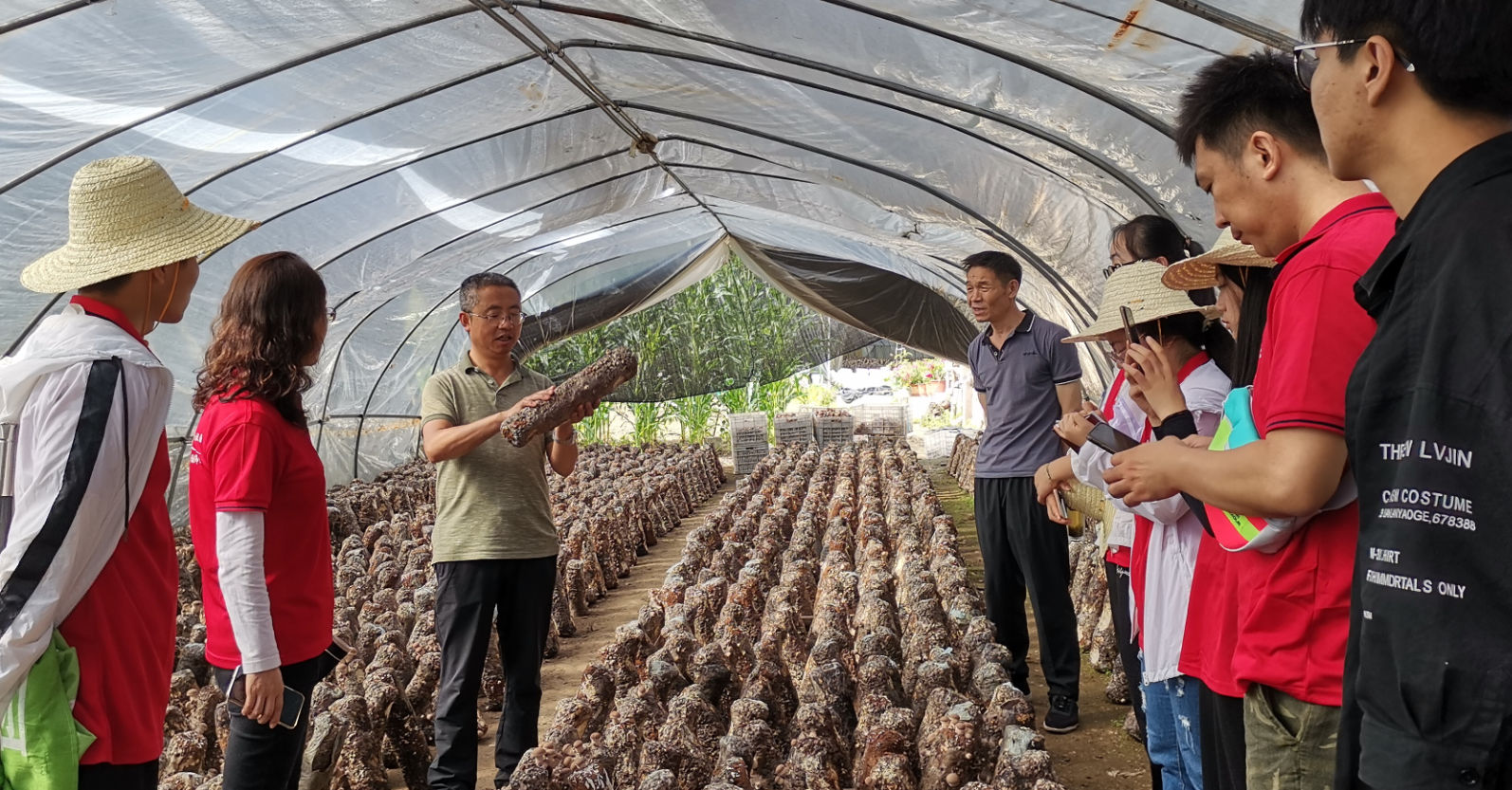 【有修改】陕西财经职业技术学院：推动生态保护调研实践 牢固树立生态文明理念