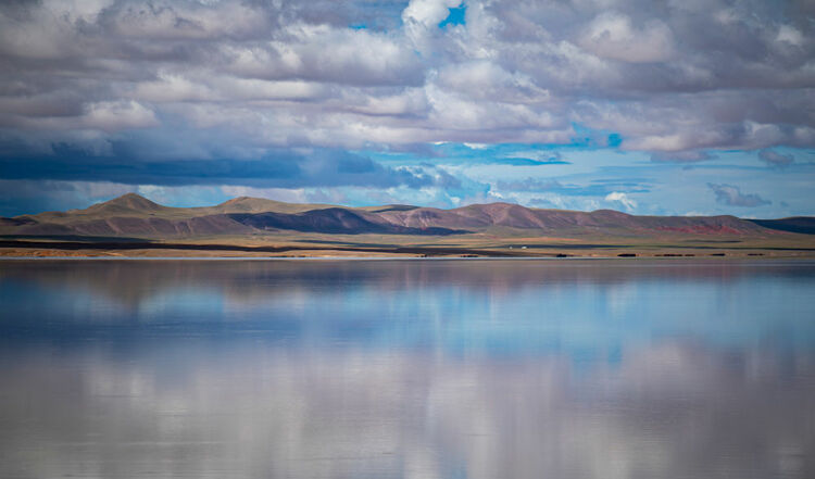 问记者丨中国海拔最高县是怎么搬迁的？