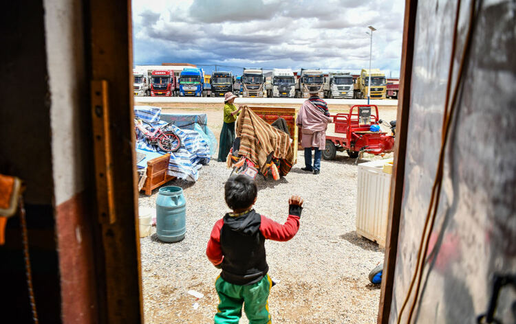 问记者丨中国海拔最高县是怎么搬迁的？