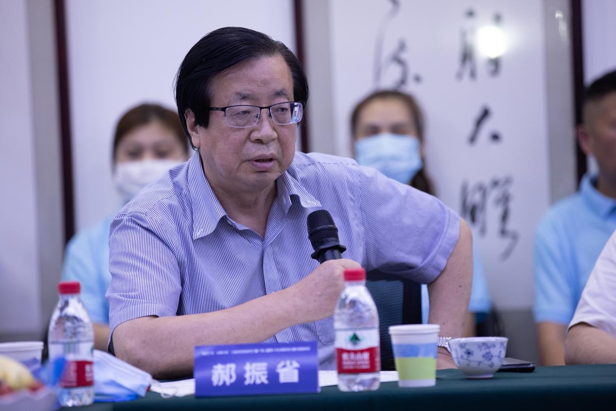 “绿色方舟•光明行动”公益活动启动仪式暨广西儿童青少年近视防控主题出版座谈会在北京召开