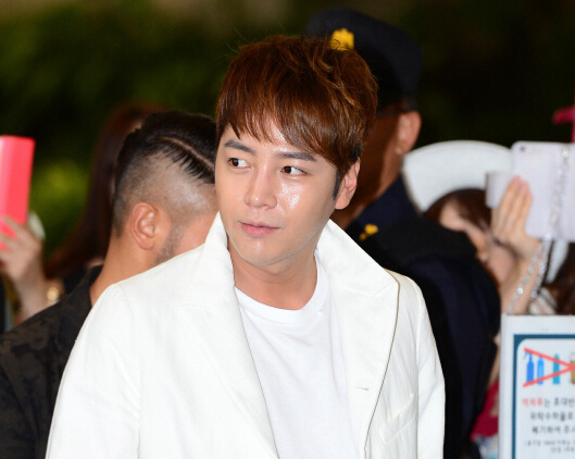 韩星张根硕发福肿一圈 网友认不出