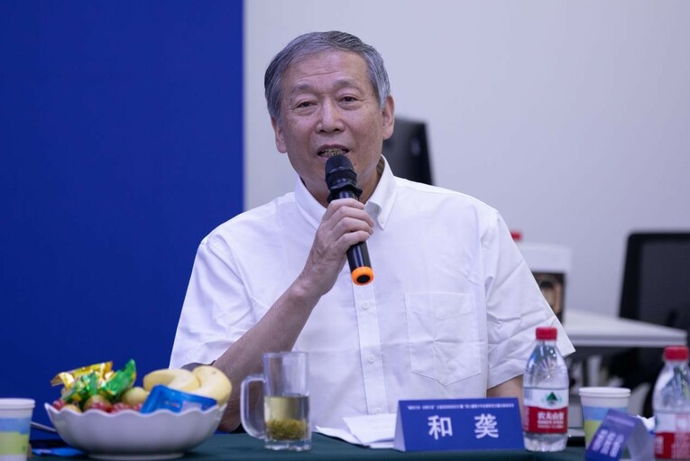 “绿色方舟•光明行动”公益活动启动仪式暨广西儿童青少年近视防控主题出版座谈会在北京召开