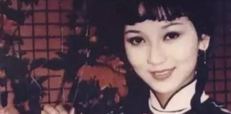 她们都演过上海滩冯程程：孙俪文静赵雅芝优雅