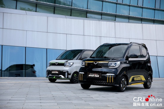 宏光MINIEV GAMEBOY限量系列酷飒登场 将于8月22日正式上市_fororder_image001的副本