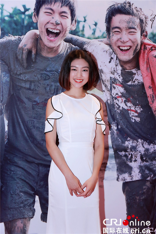 六弄咖啡馆首映董子健颜卓灵为异地恋支招图