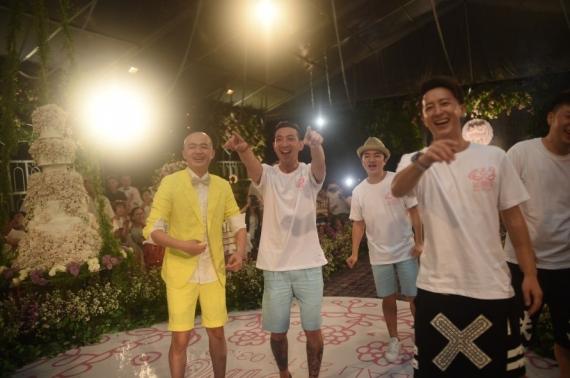 兄弟是用来插刀的！史上最美伴娘团三大酷刑整蛊陈晓伴郎团