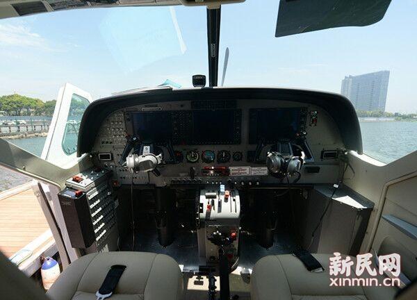 上海金山水上飛機首航事故造成五人身亡(圖)