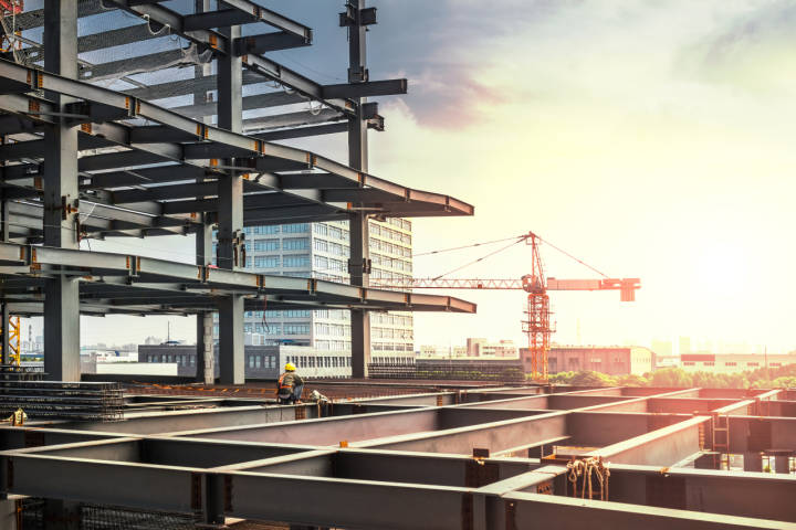 7%,每12个浙江人中就有1个建筑业从业人员……建筑业是国民经济支柱