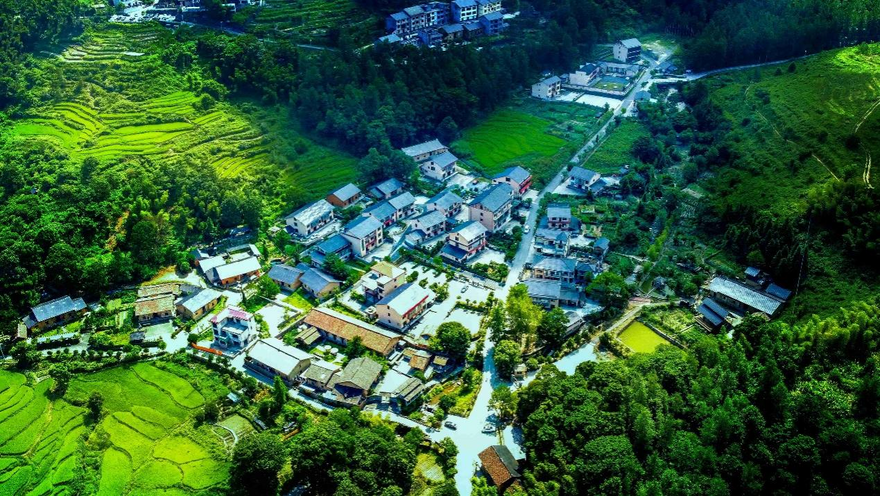 Yichun, Jiangxi Province: Clean Energy Consumption for a Beautiful Countryside_fororder_图片1