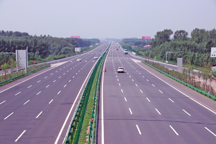 長春至四平高速公路改造提升：標誌規範化 服務標準化 管理智慧化