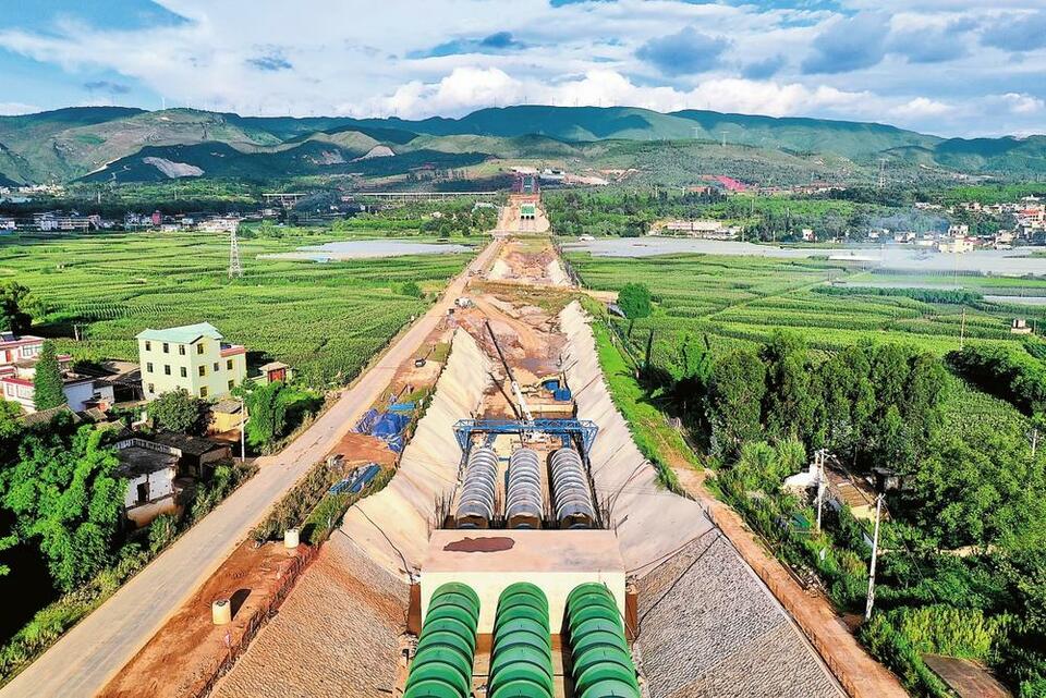 滇中引水工程观音山倒虹吸项目取得突破_fororder_08