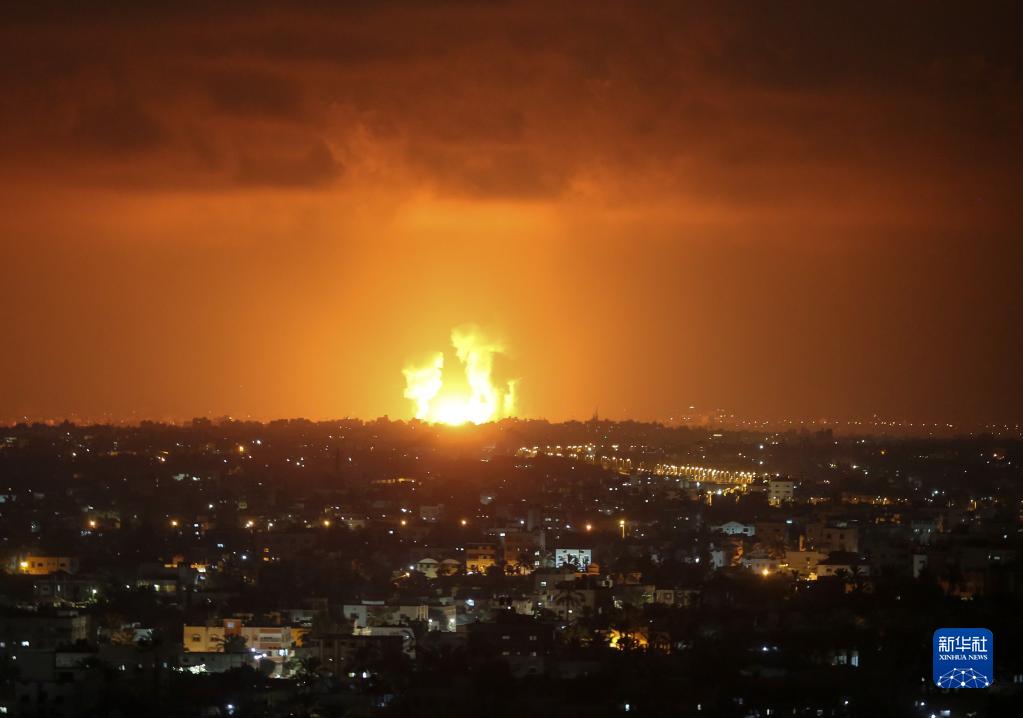 以色列空袭加沙地带多处目标造成至少10人死亡