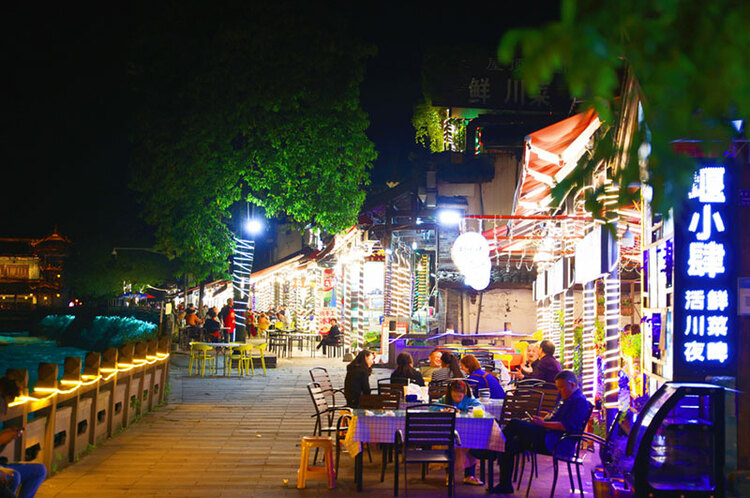 都江堰(黄金骏马)消夏夜啤美食季即将启幕_fororder_都江堰夜啤酒小吃