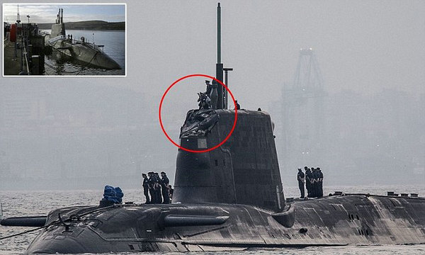 英国一核潜艇与商船相撞 指挥塔被撞残