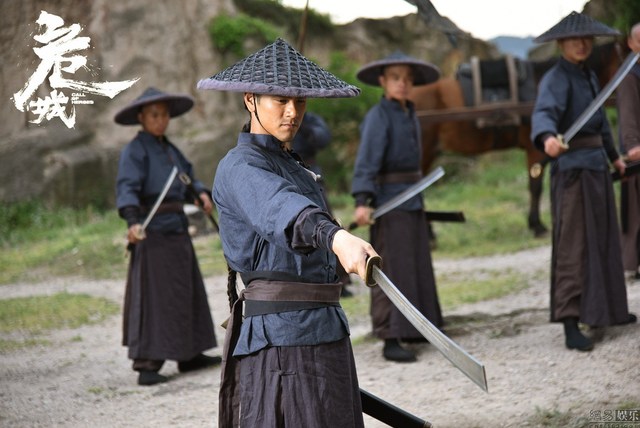 彭于晏《危城》自毀形象求刀疤