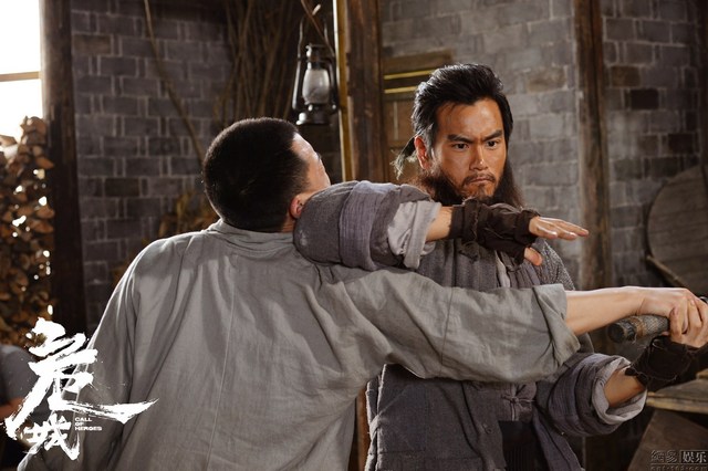 彭于晏《危城》自毀形象求刀疤