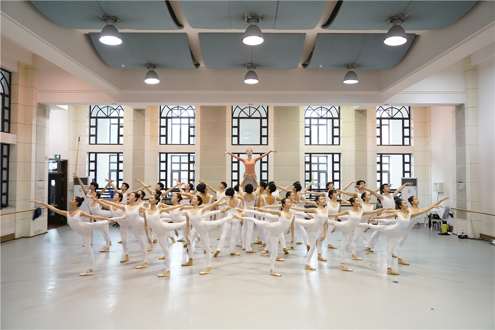 中央芭蕾舞團將攜《芭蕾精品晚會》登陸國家大劇院_fororder_11