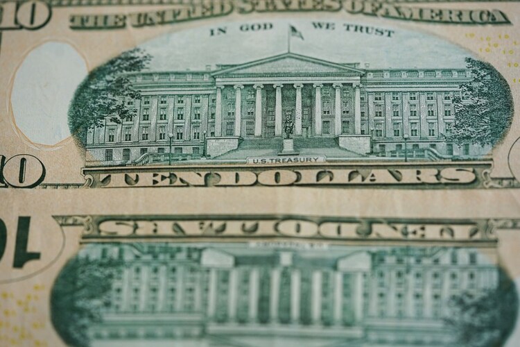 專訪：濫用美元霸權加劇世界經濟風險——訪俄羅斯專家雅羅斯拉伕·利索沃利克