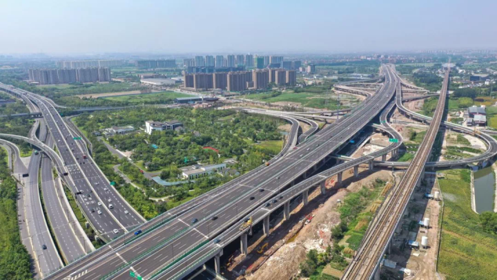 历时27个月 沪杭高速临平段改建完成今起恢复通车_fororder_2