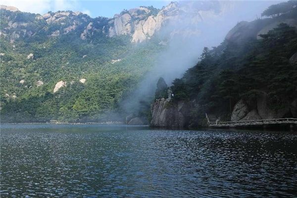 久仰大名天柱山 “周群带你游潜山”完美开播