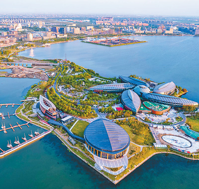 中国（上海）自由贸易试验区临港新片区建设面貌日新月异